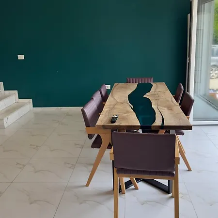 3a Villa Rrushkull (Durres)